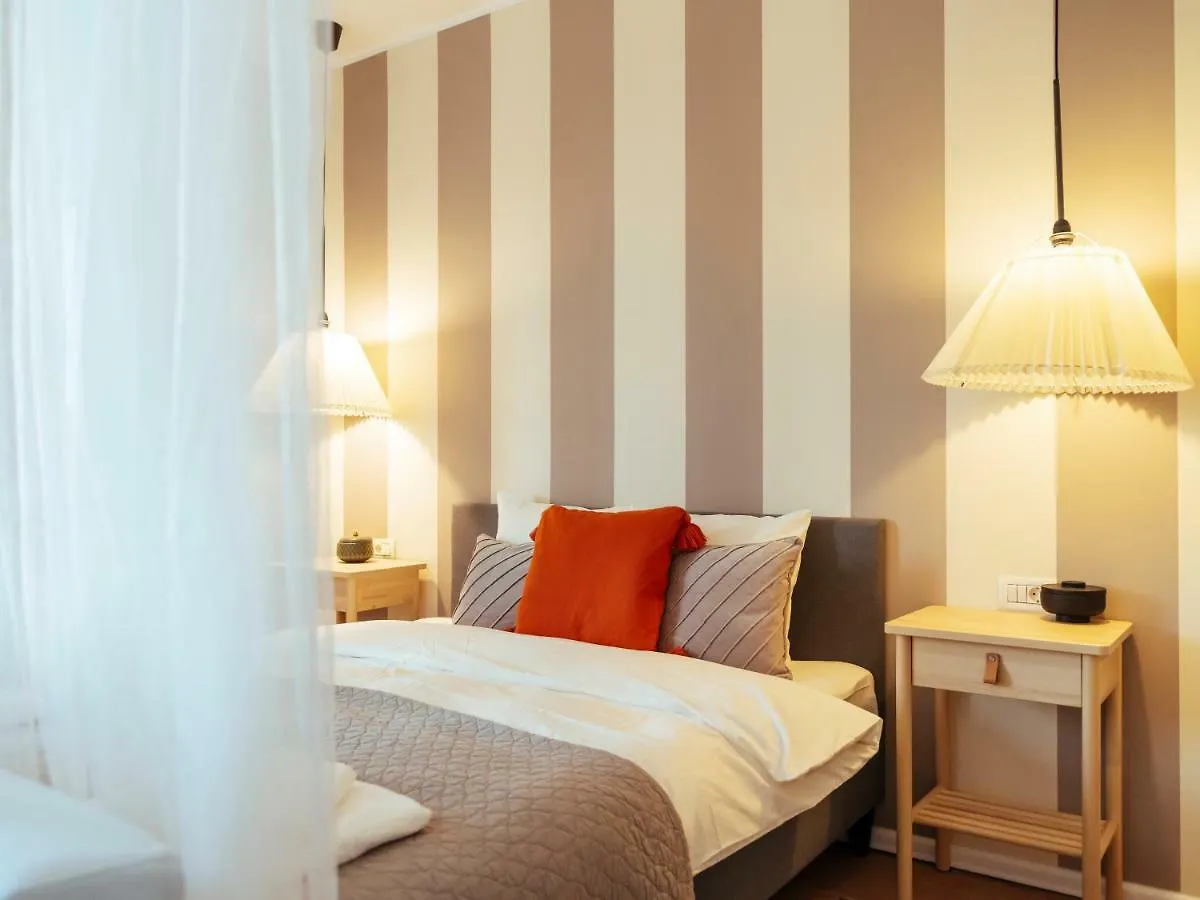 Apartment Spacious Old Town - Universitate Studio Bucharest